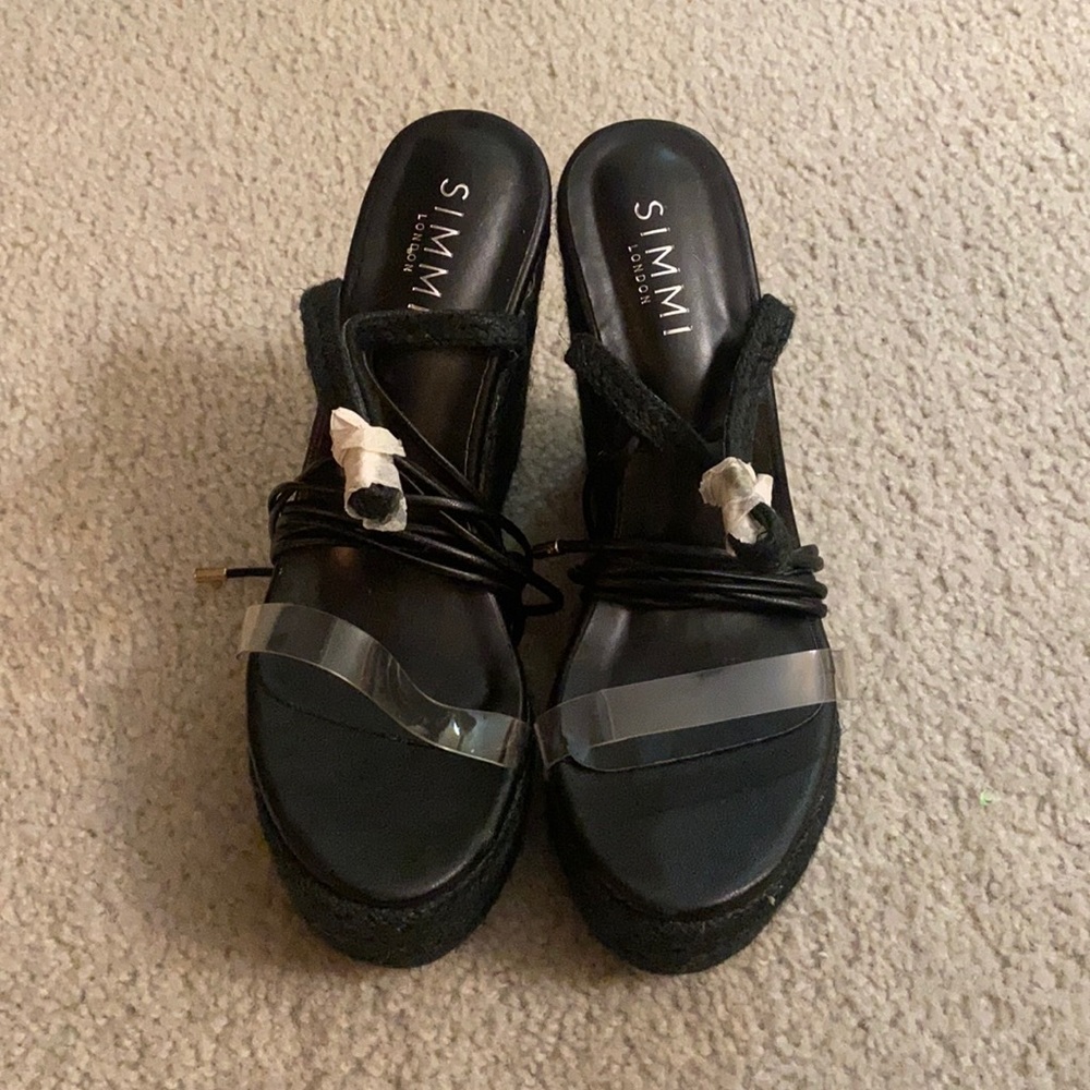 Simmi Wedge Heels